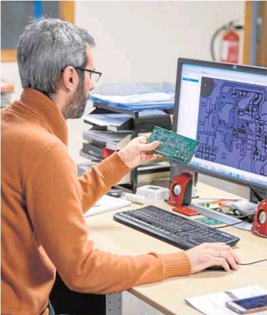 sistema de acceso automático y sin contacto a la comunidad